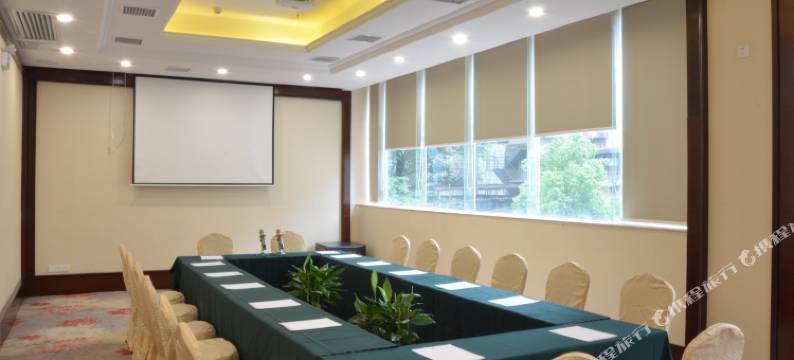 同发大酒店(长沙五一广场IFS国金中心店)图片