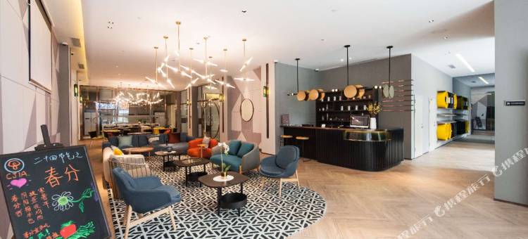 城家公寓酒店(深圳体育中心红岭北地铁站店)图片