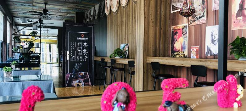 悦享酒店(青岛五四广场店)图片