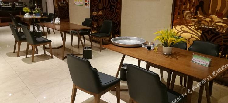 文骅酒店(博白文地站店)图片