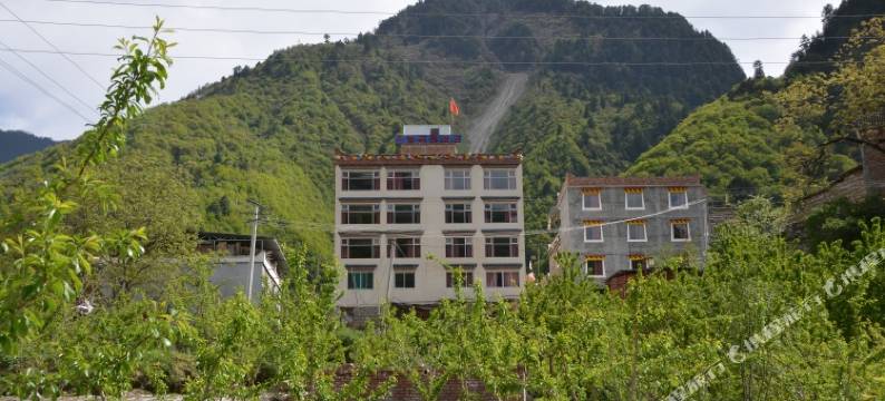 理县丹增家园酒店图片