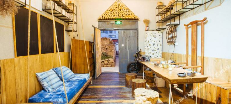 大理夏木9窝客栈图片