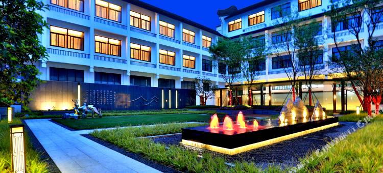 绍兴天逸酒店(柯桥安昌古镇店)图片