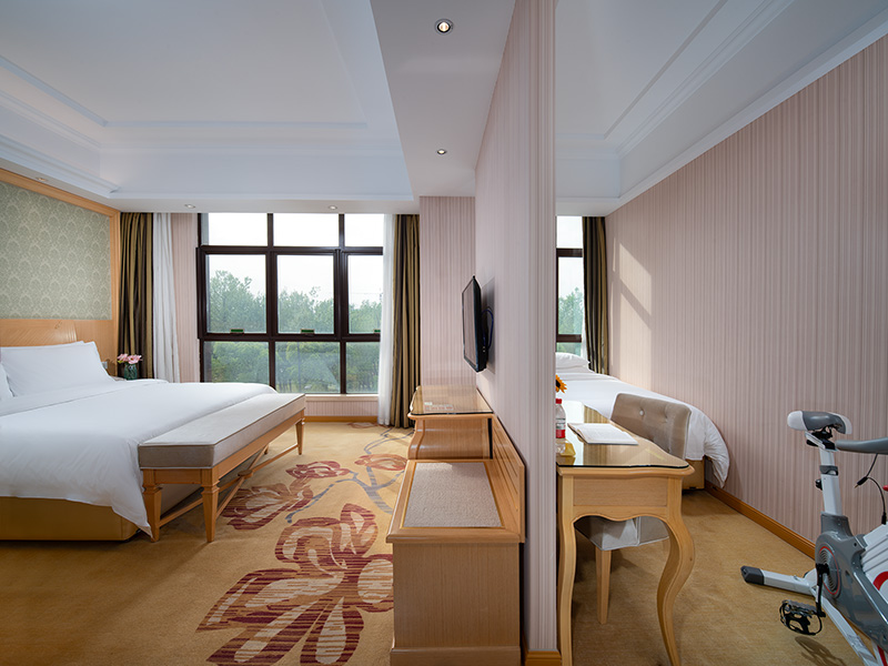 Vienna Hotel (Changshu Binjiang) Over view