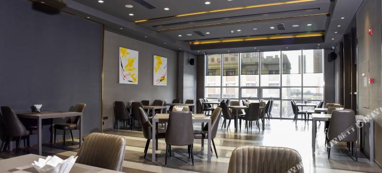 豪泽芮兹酒店 HOLZ RIEZ HOTEL (沈阳奥体中心浑南外滩市集店)图片