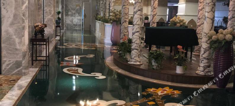 杭州东新瑞莱克斯酒店(新天地运河店)图片