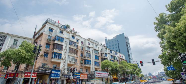 城市便捷酒店(南昌八一广场青山路口地铁站店)图片