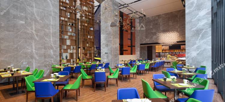 南宁东站希尔顿欢朋酒店图片