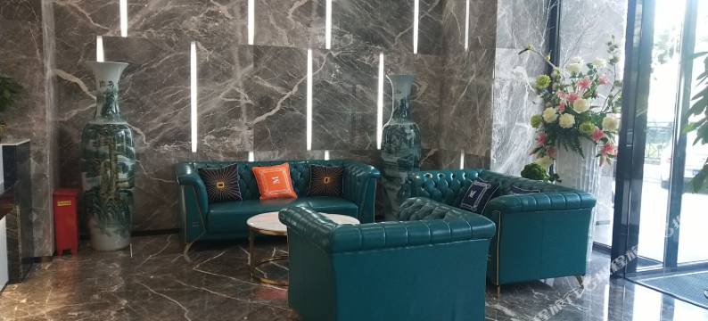 华一酒店(武汉汉口火车站泛海CBD店)图片