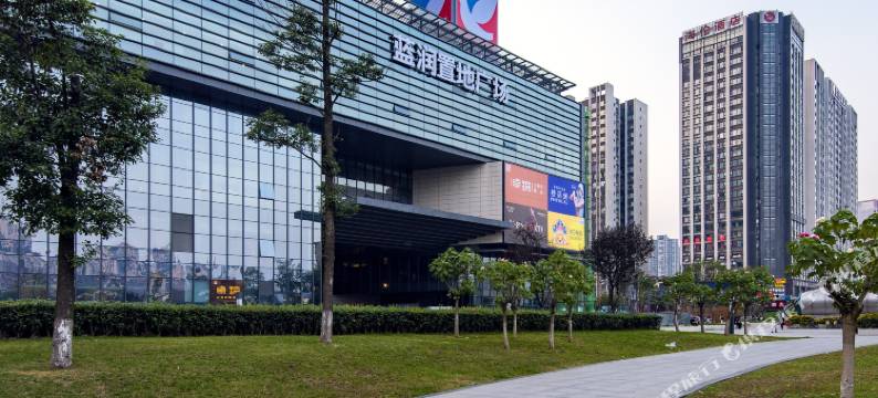 楠舍酒店(成都华府大道地铁口店)图片