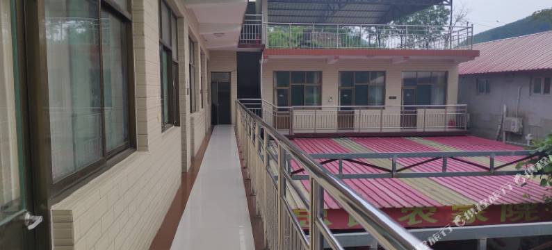 狼牙山忠良农家院图片