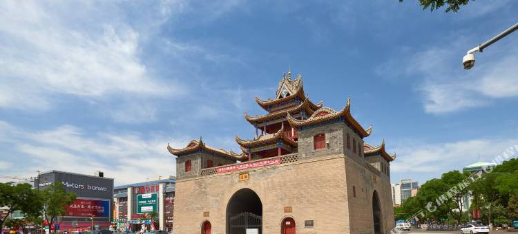 银川新崎特公寓酒店(银川鼓楼步行街店)图片