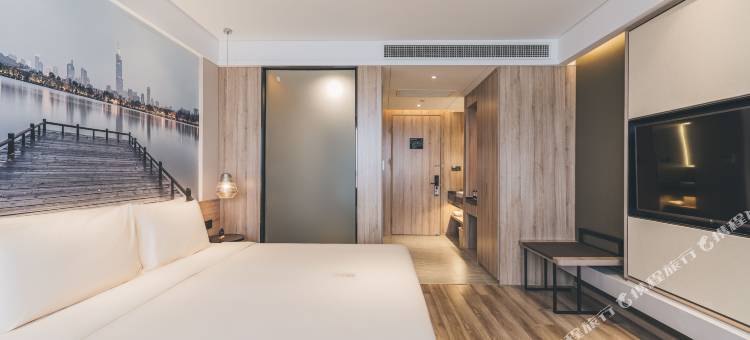 南京仙林大道金马路亚朵酒店图片