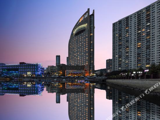 Hotels In Xinghai Squarestasia Ocean Worldxinghai Park - 