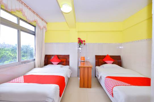 OYO南宁福源酒店公寓(广西大学农院路夜市店)