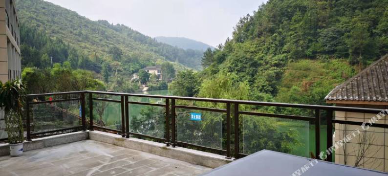 遵义天池河度假酒店图片