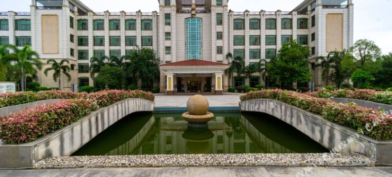 兴宁润越温泉大酒店图片