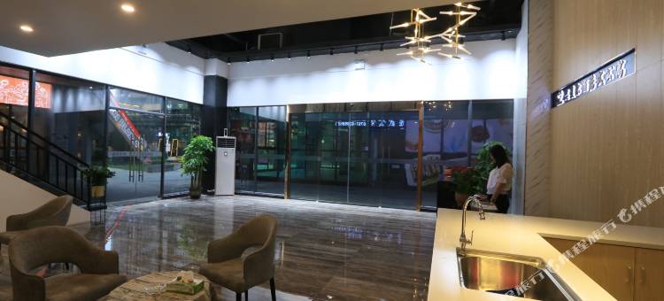 佛山思麦尔咖店式公寓(绿岛湖地铁站店)图片