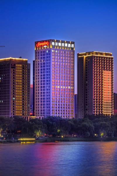沈阳奥体中心希尔顿欢朋酒店图片