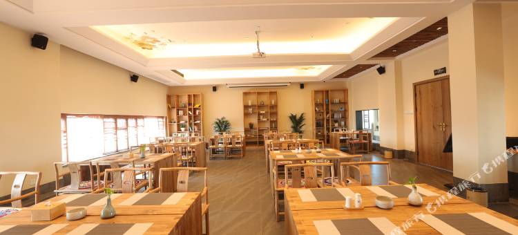 品缦酒店(长沙岳麓洋湖湿地公园地铁站店)图片