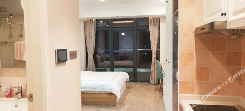 沐光之尘公寓(衢州鹿鸣岛银泰店)图片