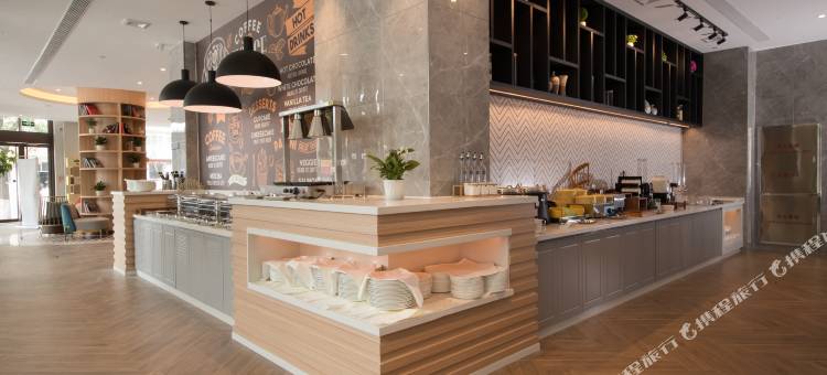 白玉兰酒店(香河家具城店)图片