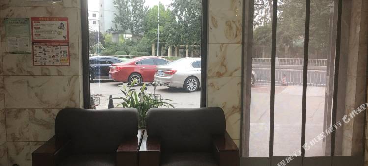 宴友假日酒店(秦皇岛华联商厦店)图片