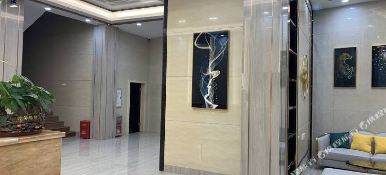 广宁领鹏酒店图片