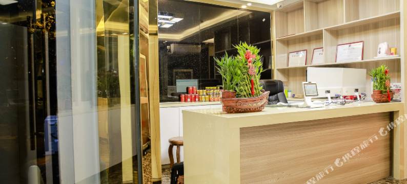 杭州美天精选酒店(龙湖紫荆天街三墩地铁站店)图片