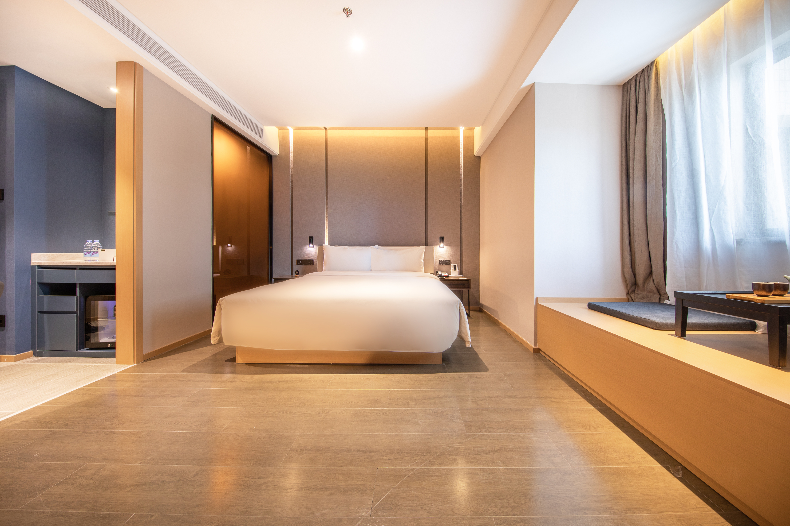 Atour Hotel Shenzhen Longgang Shiyaling Metro StationOver view