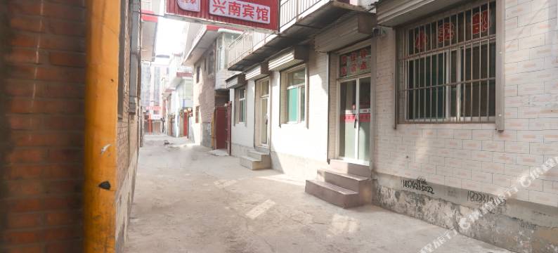 OYO吕梁兴南宾馆图片