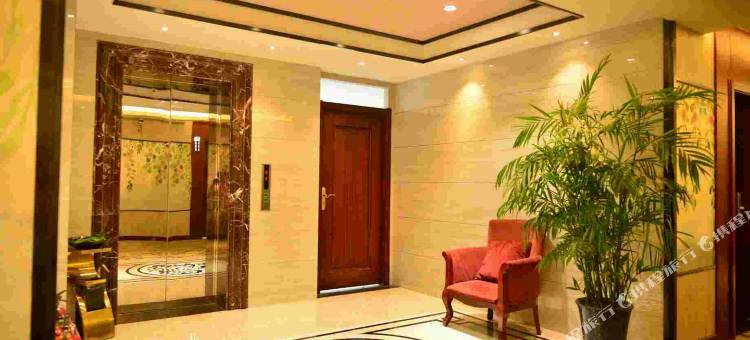 隆鑫睿柏·云酒店(北票建设路店)图片