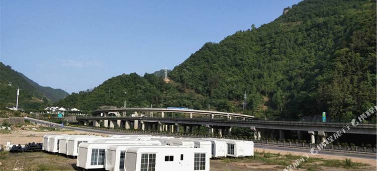 兴山泊屿山庄图片