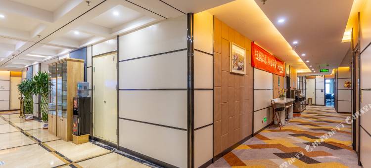 柏桦酒店(西宁海湖万达广场店)图片