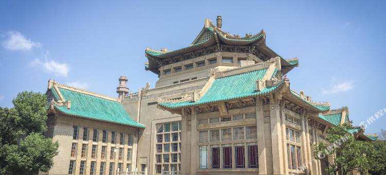 五佳宾馆(武汉湘隆广场体育中心地铁站店)图片