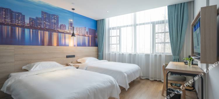 易佰良品酒店(芜湖德胜广场服务外包产业园店)图片