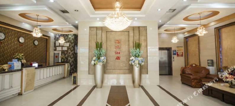 嘉远时尚酒店(南充南光香江国际1227广场大润发店)图片