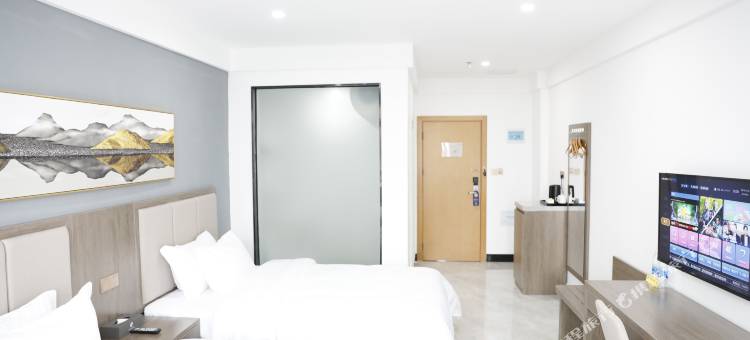 云朵轻语酒店(泰和客运站店)图片