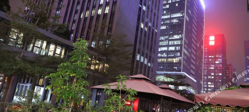 南山科技园威卡漫酒店(万象天地店)图片