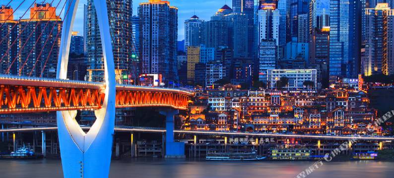 重庆小舍缘木江景酒店(解放碑洪崖洞店)图片