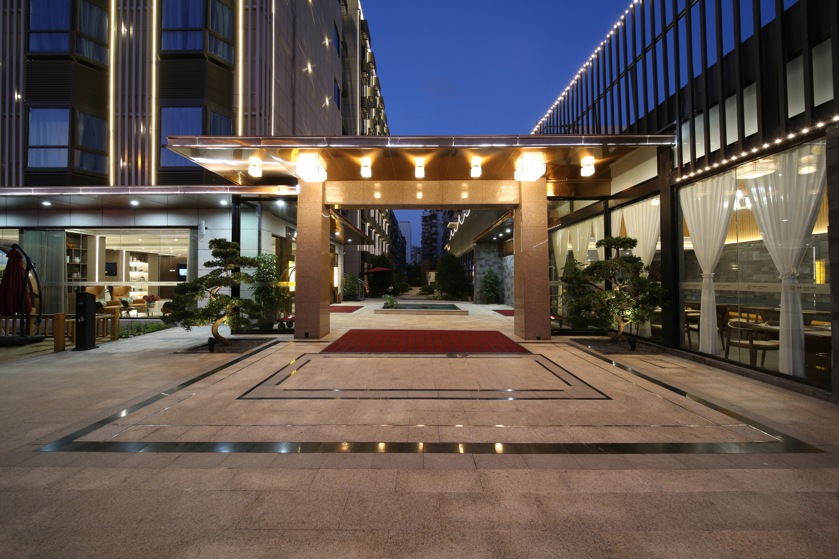 Xiashang Yixiang Lakeview Hotel (Xiamen Zhongshan Road Pedestrian Street Branch)Over view
