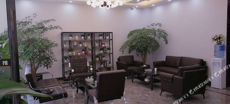 弥勒黔贵酒店(湖泉生态园店)图片