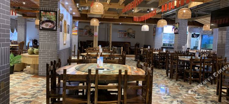 东方绿宝大酒店(三角公园店)图片