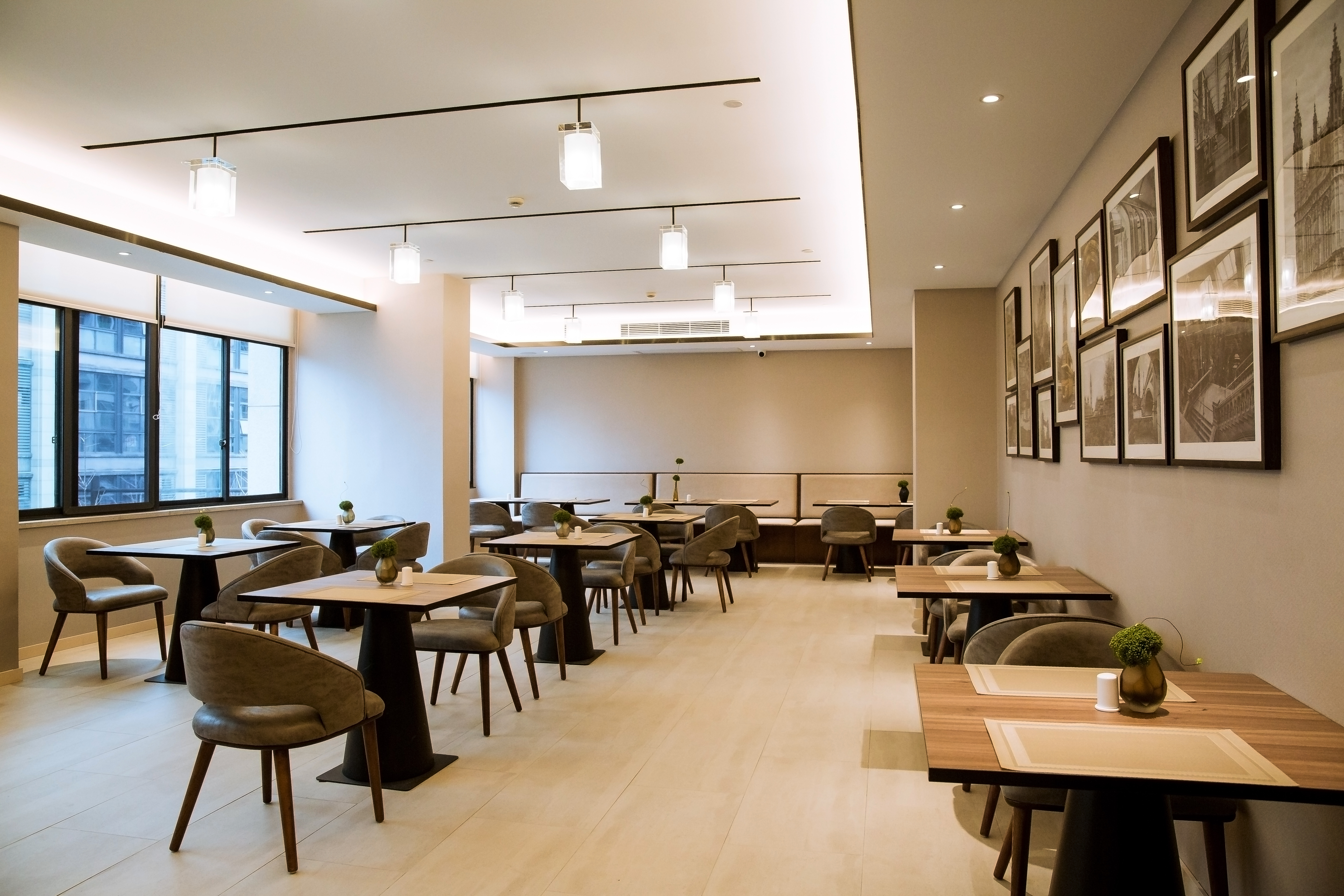 Homeinn Plus Hotel (Qiandao Lake Scenic Area) Hotel Overview