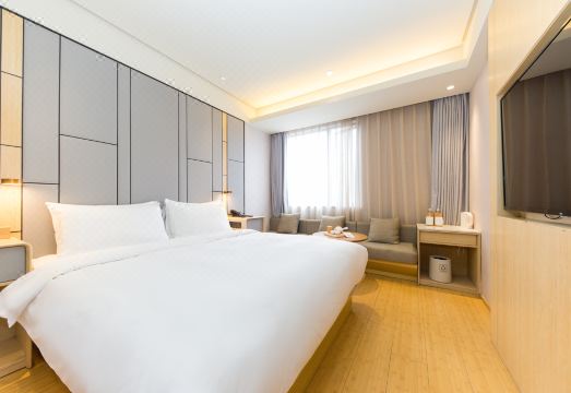 JI Hotel (Shanghai Jing'an Temple Huaihai Middle Road) Hotel Overview