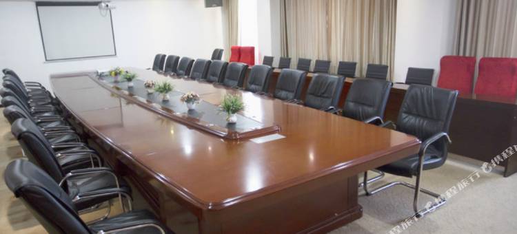 五湖假日酒店图片