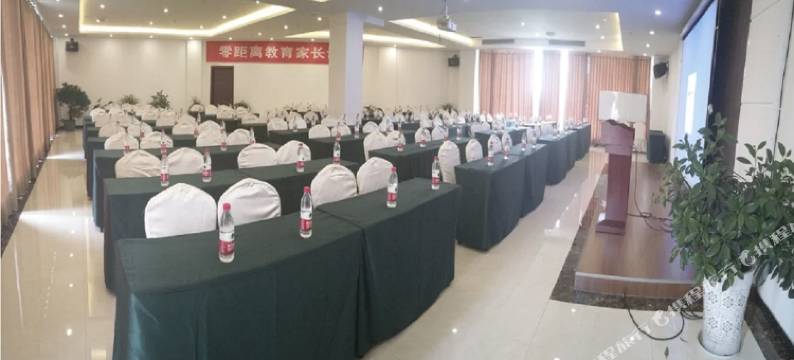 好逸SMART酒店(雅安蒙山大道店)图片