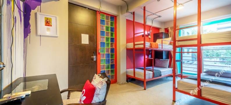 是隆艺术旅舍(Miloft Silom14)图片