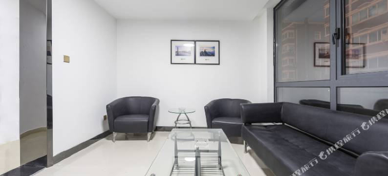 非繁城品酒店(郑州记忆油画厂创意园沙口路地铁站店)图片