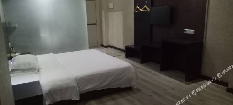 湛江城市118连锁酒店(麻章车站财贸学校店)图片